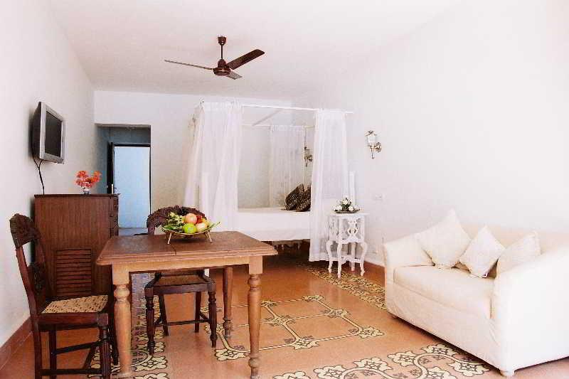 Prainha Resort By The Sea Taleigao Exteriör bild