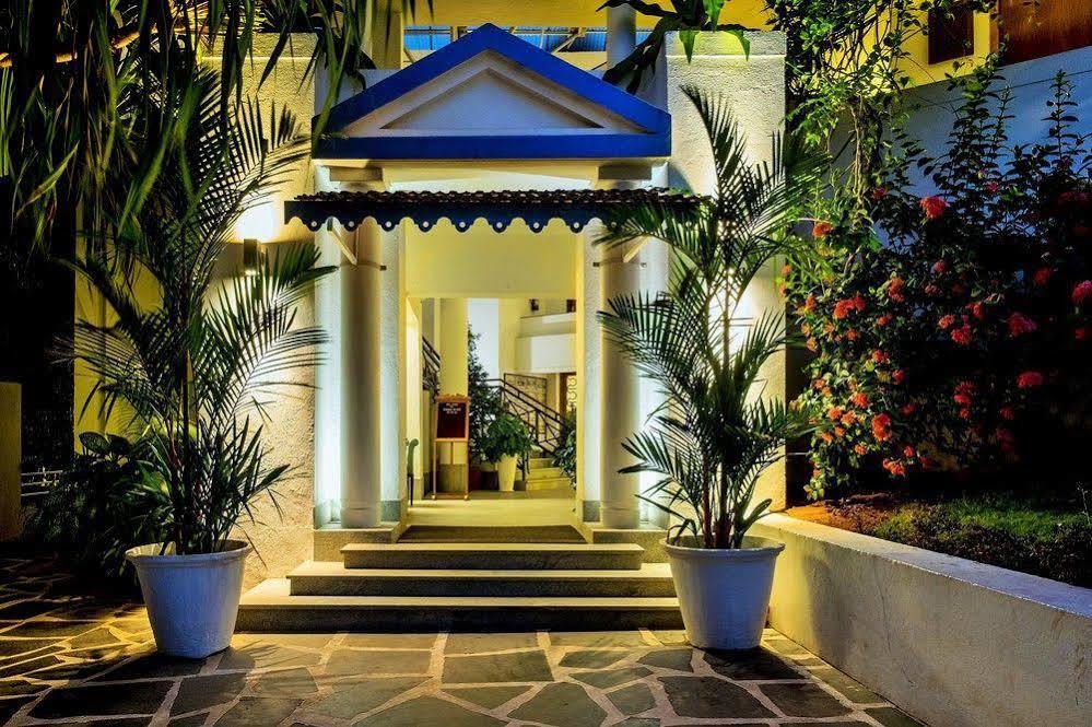 Prainha Resort By The Sea Taleigao Exteriör bild